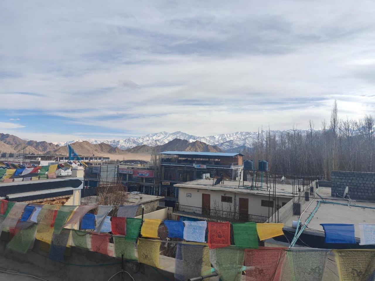Hotel Lonchay Residency Leh Exterior foto